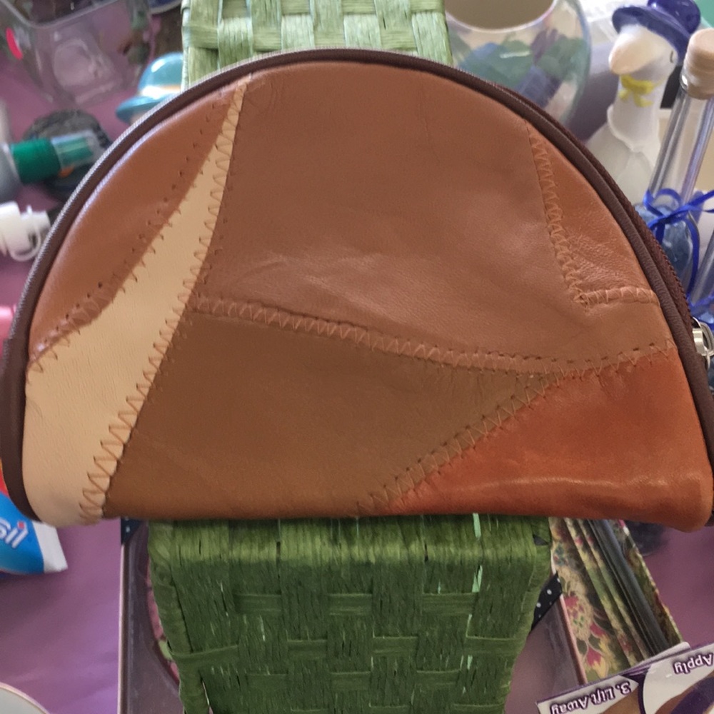 Vintage 100% Leather Small Cosmetic Bag